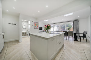 Kitchen diner angle 2- click for photo gallery